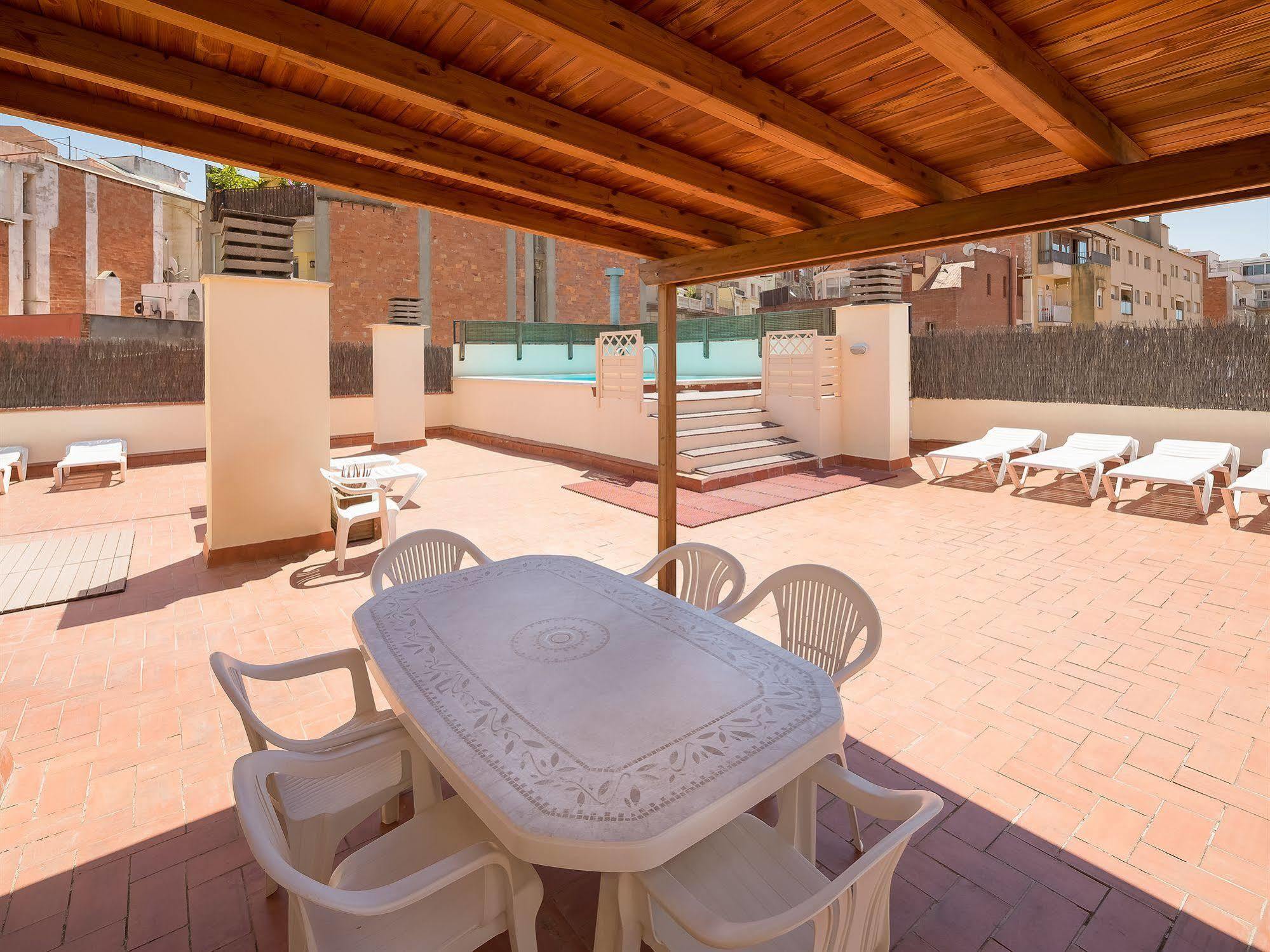 Aparthotel Bertrán